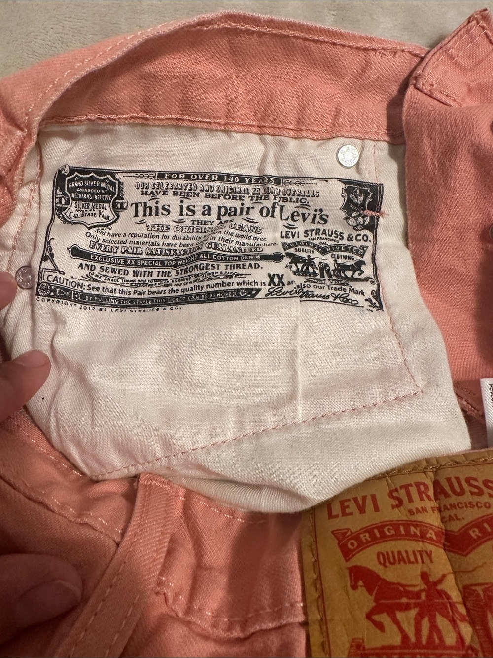 Levi’s Strauss & Co Pink Denim 501’s Shorts Size 28W Women’s - Picture 7 of 8